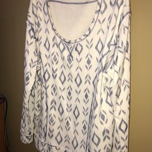 Xl Maurice’s patterned sweater